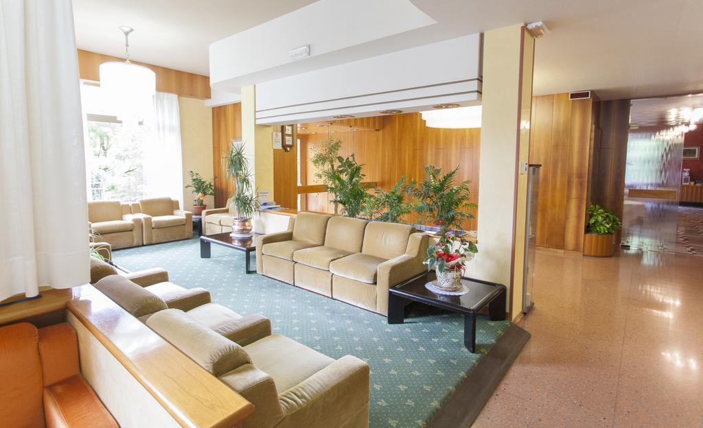 Hotel Rossini Tabiano Terme Exterior foto